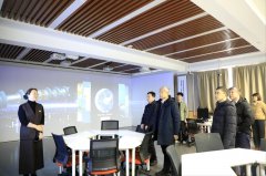 学期讲授科研工做平稳有序